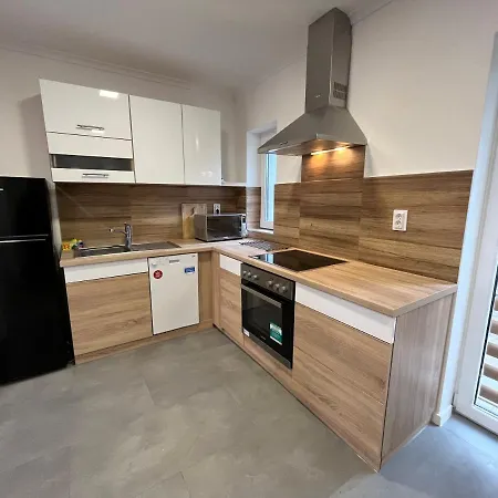 Privat Apartman Lägenhet Szada