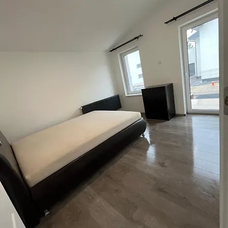 Lägenhet Privat Apartman