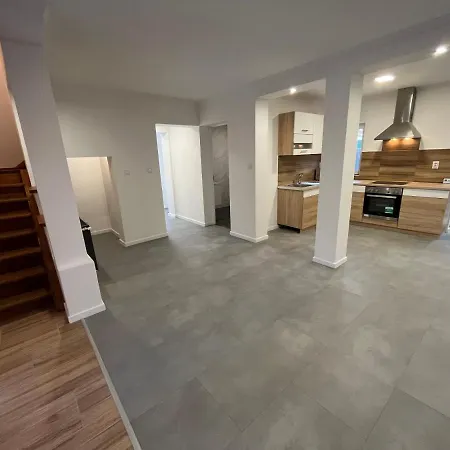Privat Apartman Szada
